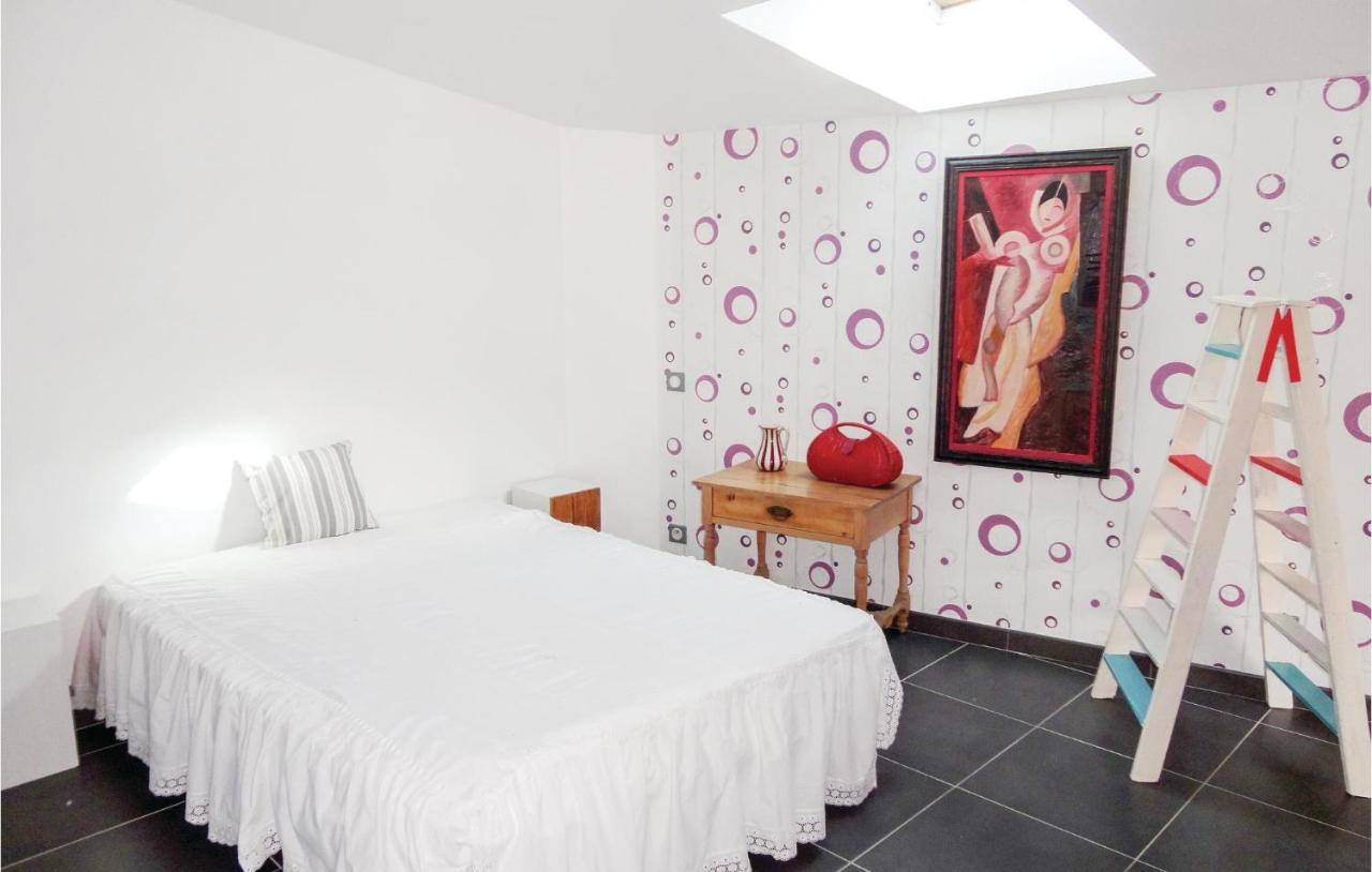 Awesome Apartment In Sauvian With Wifi Buitenkant foto
