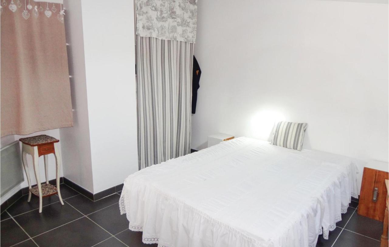 Awesome Apartment In Sauvian With Wifi Buitenkant foto